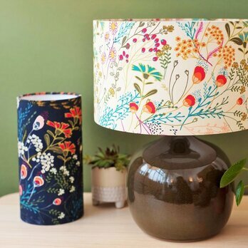 Lampshade Symphonie 25 and table lamp Symphonie navy S