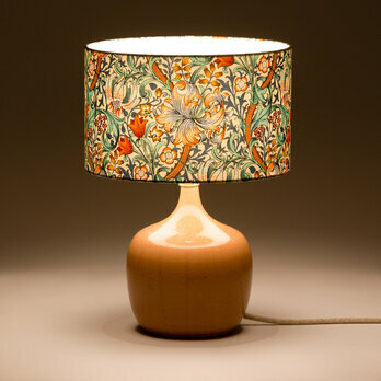 Terra Nude ceramic lamp with shade Golden Lily 25 lit