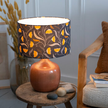 Terra Cannelle ceramic lamp with shade Sonate 25 lit