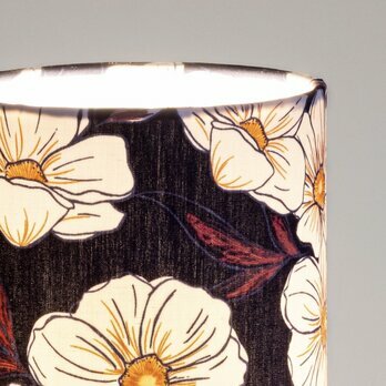 Detail of cylinder fabric table lamp Dany lit M